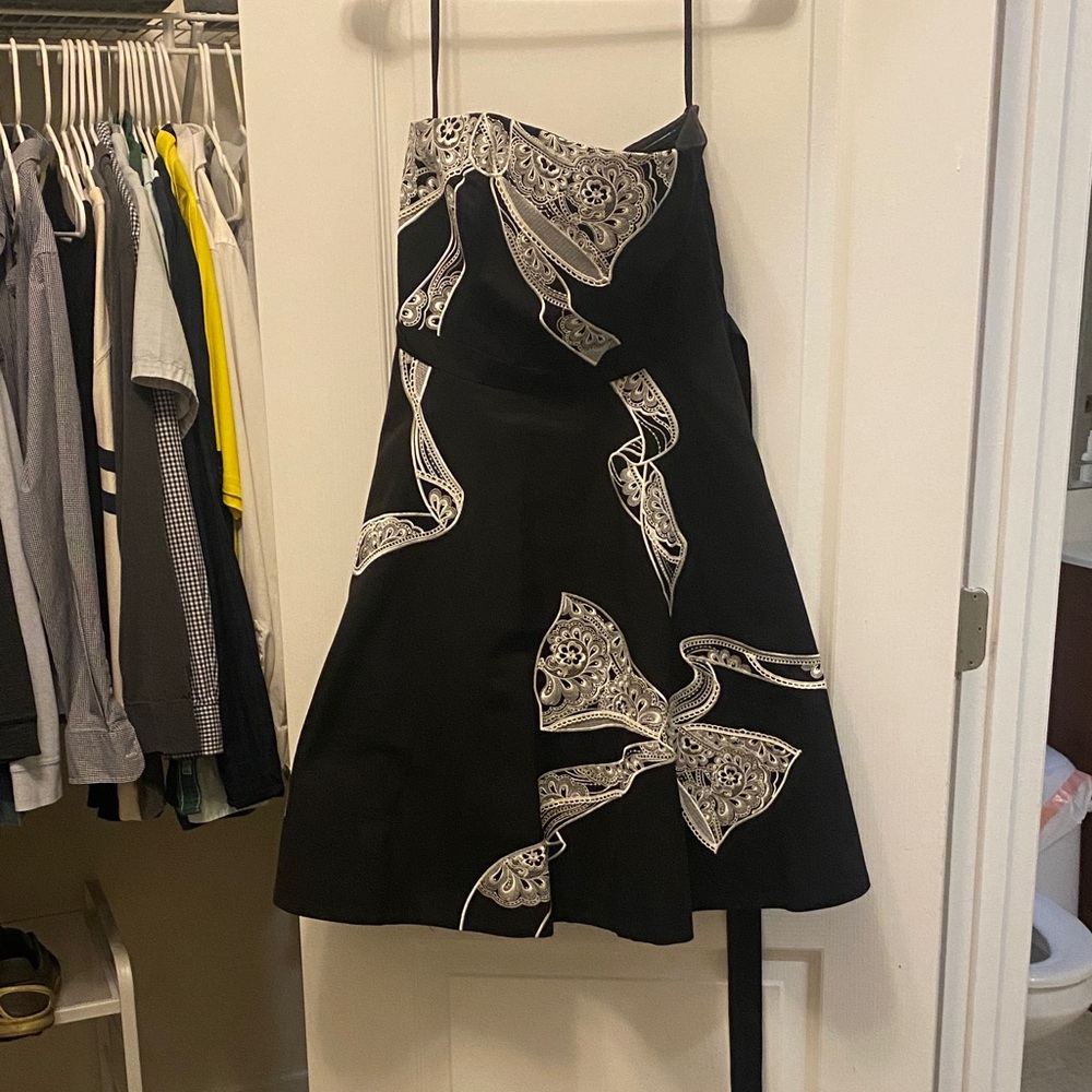 White House Black Market Classic Strapless Black and White Embroidered Dress